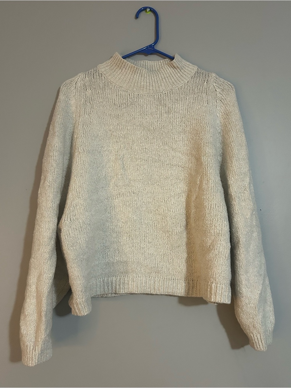 Old navy sweater